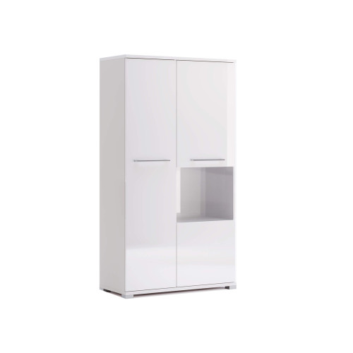 Сервант Фемелі