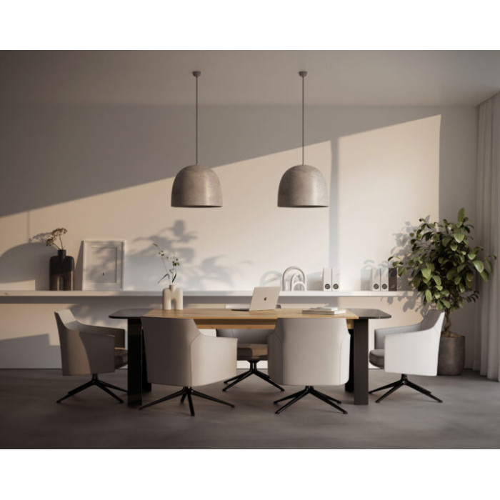 Стіл засідань Джуріан