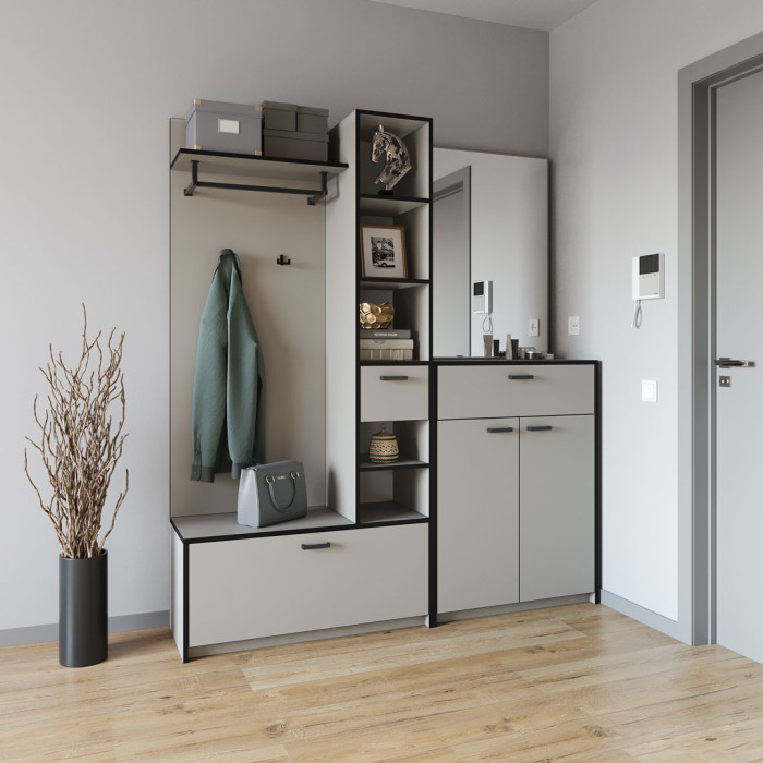 Прихожая со штангой для одежды и крючками