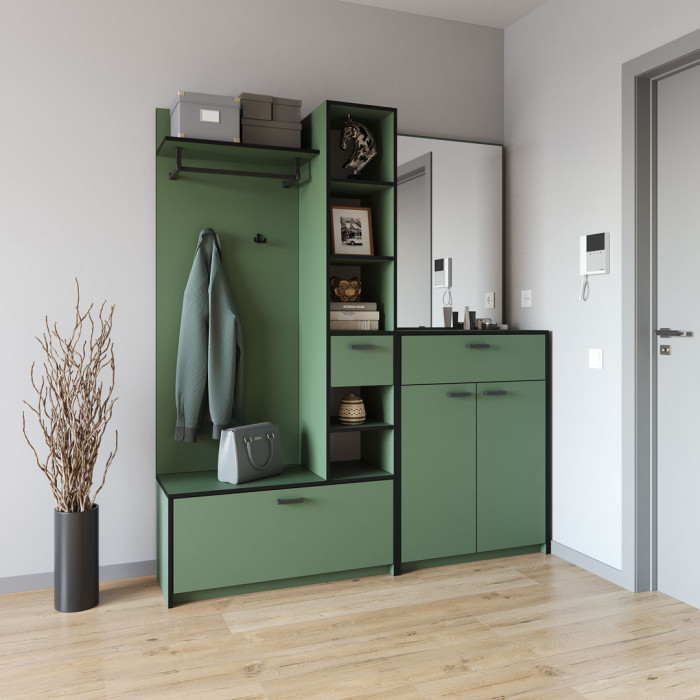 Прихожая со штангой для одежды и крючками