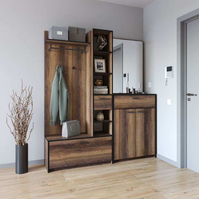 Прихожая со штангой для одежды и крючками