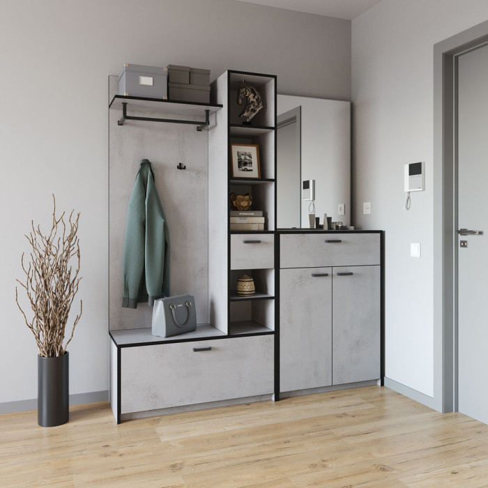 Прихожая со штангой для одежды и крючками