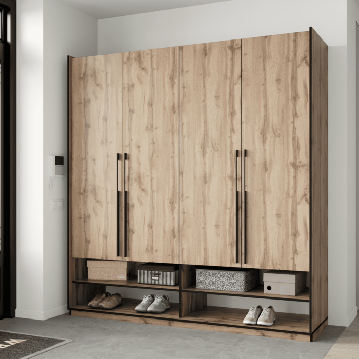 Шафа розпашна на 4 дверки з полицями