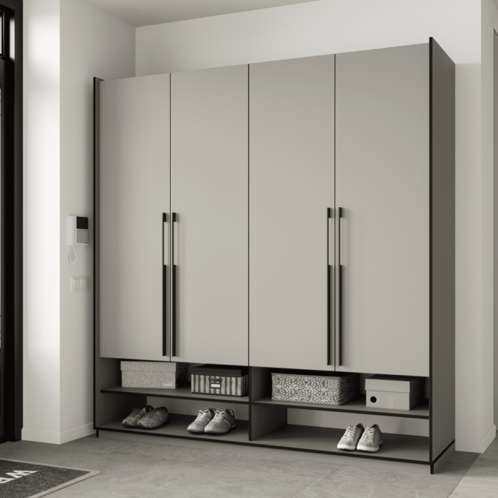 Шафа розпашна на 4 дверки з полицями