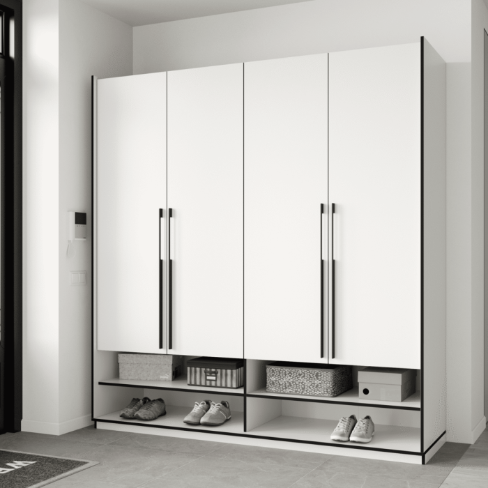 Шафа розпашна на 4 дверки з полицями