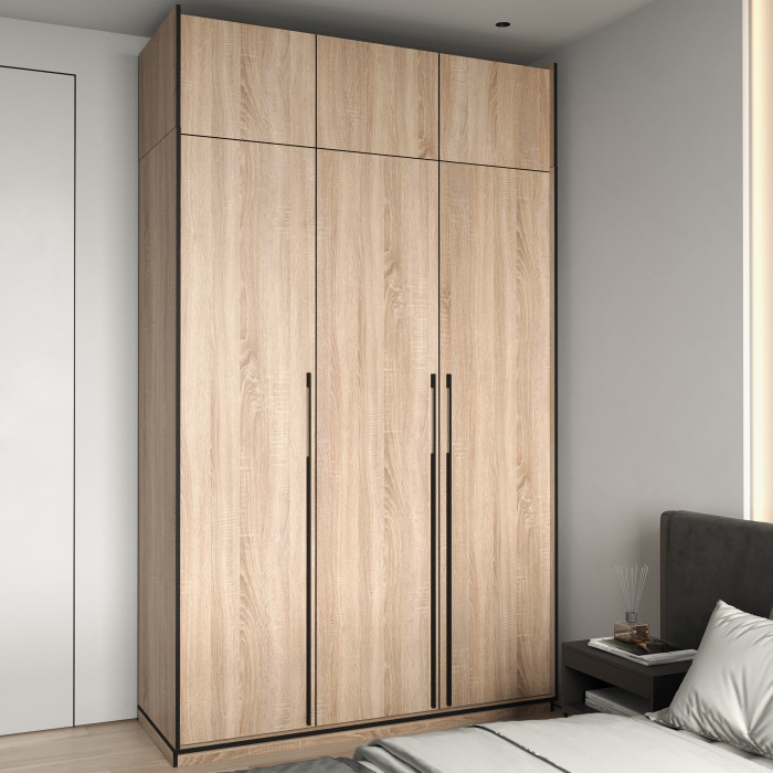 Шафа розпашна на 3 дверки з полицями