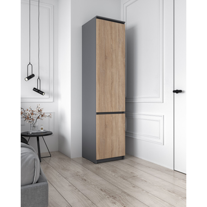 Шафа-пенал для одягу закритий з полицями