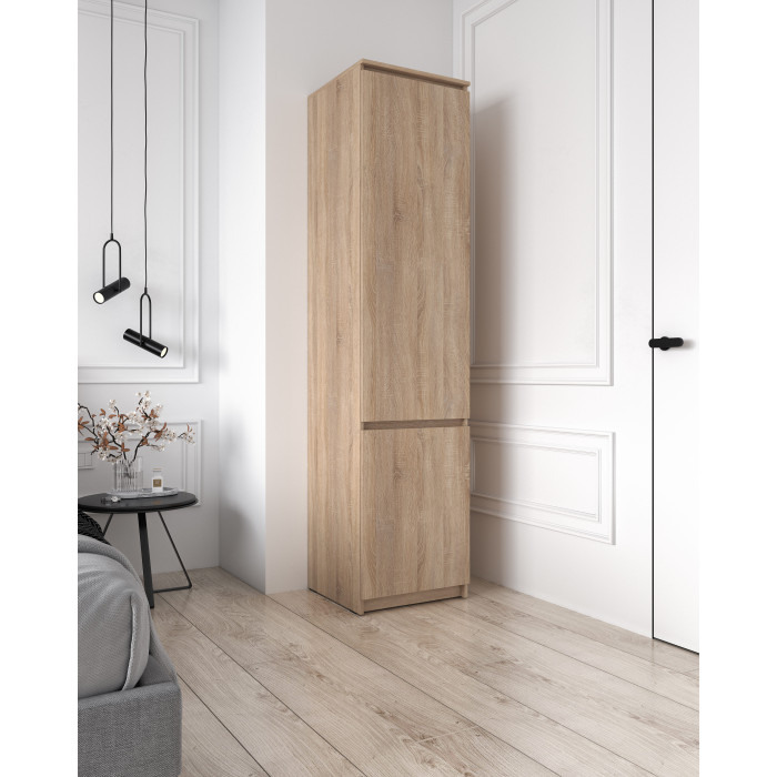 Шафа-пенал для одягу закритий з полицями